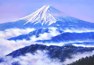 山と雲が入り組む